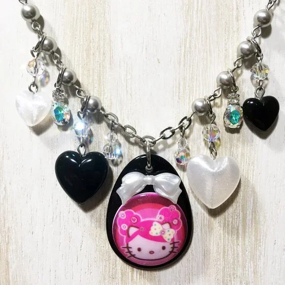 未使用　TARINA TARANTINO ピンクヘッドキティ　ハローキティ Tarina Tarantino Winking Hello Kitty Pinkhead Barette